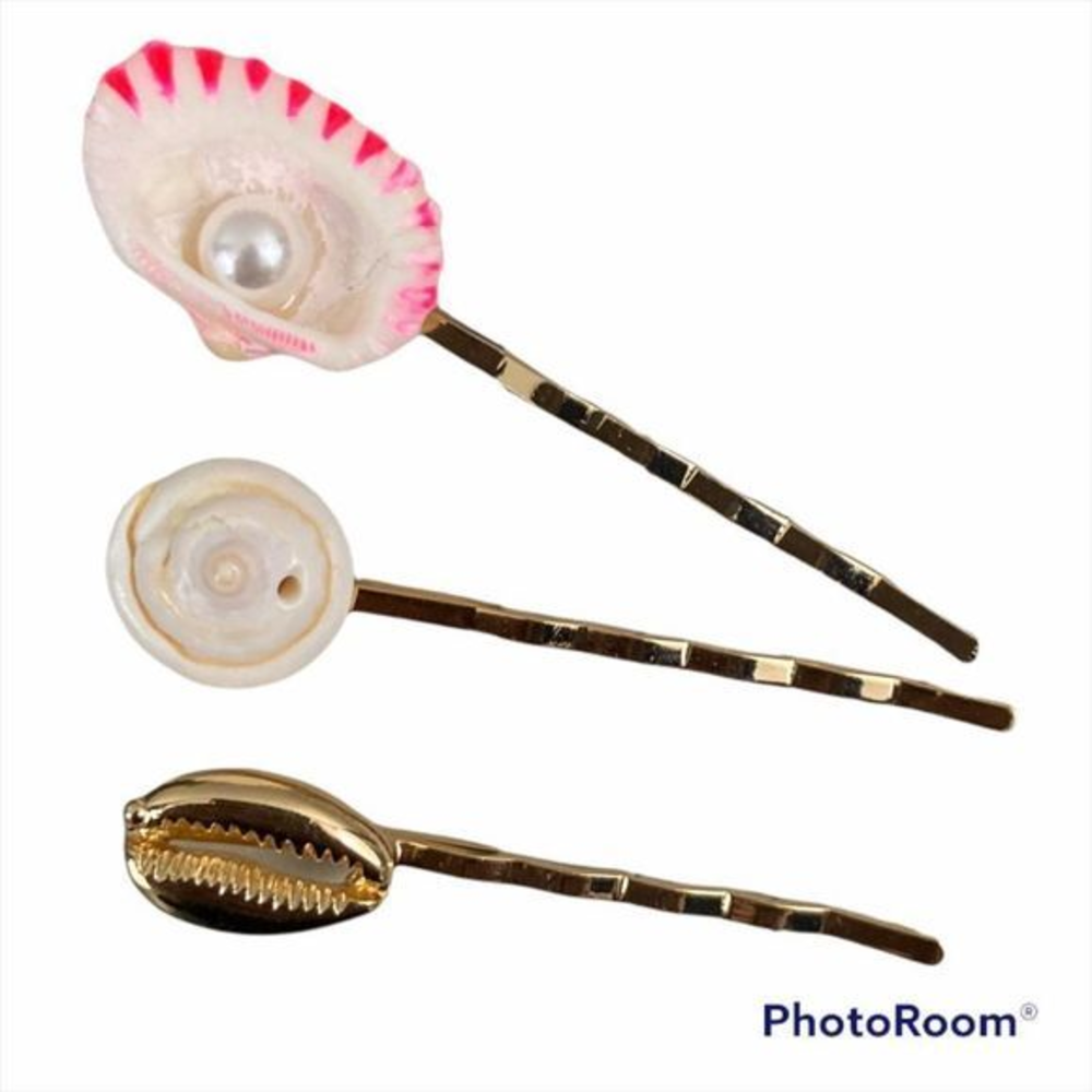 ⭐️4 for 25⭐️ NWT BP Seashell Inspired‎ Bobby Pins